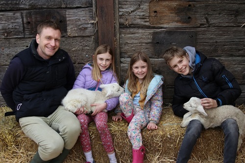 Popular Lambing and Animals Weekend returns to Moreton Morrell College with a new flock 