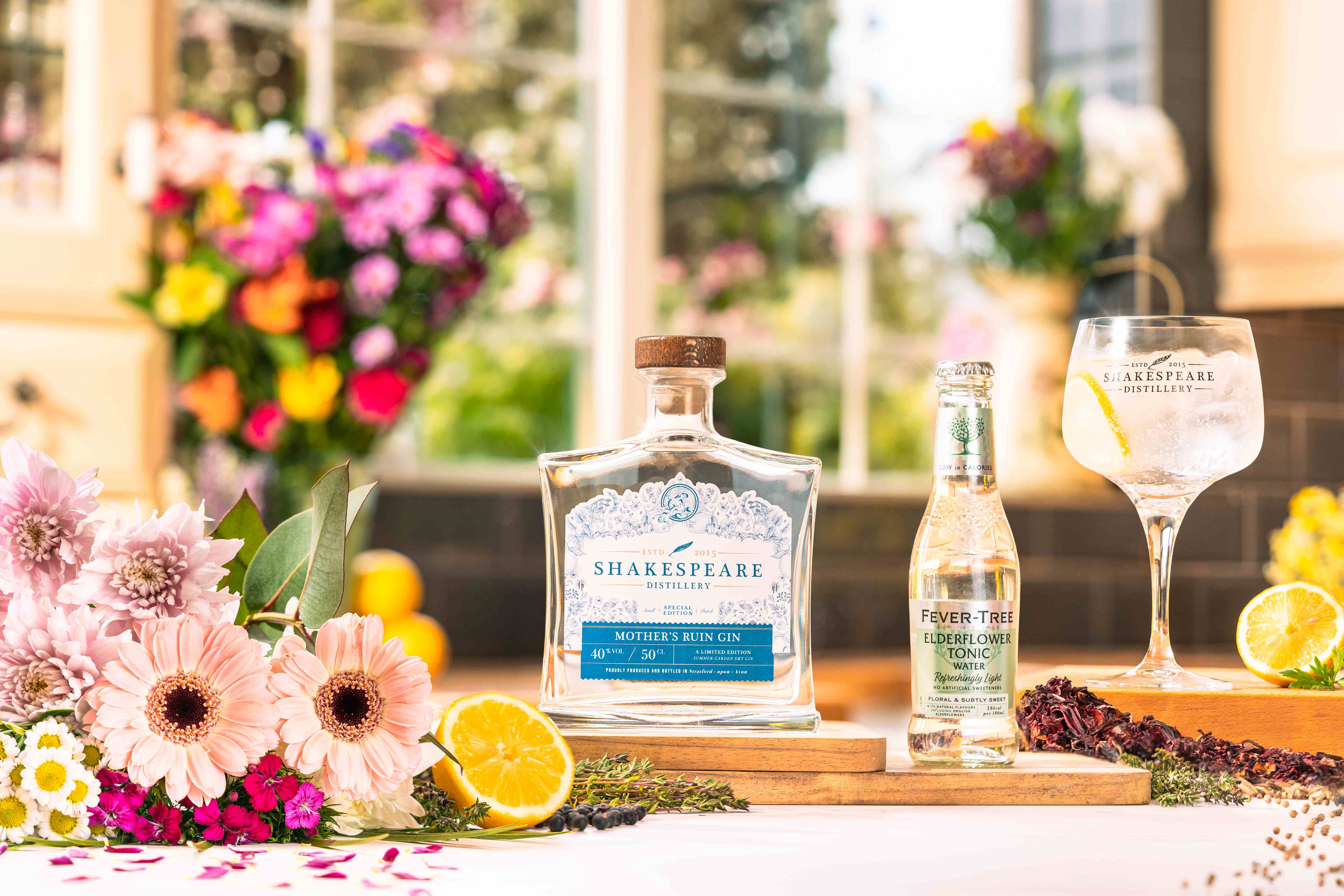 Shakespeare Distillery launches a new Gin for Mothering Sunday!
