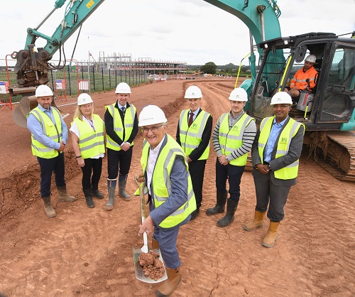 Work starts on major 1,700 home scheme on edge of Nuneaton