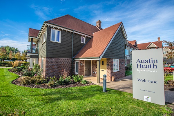 TV’s Dr Dawn Harper to discuss positive alternatives to a care home at later living event