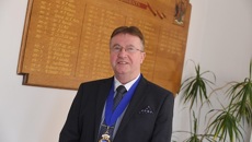 Image for Chamber says firms 'can't wait to reopen' after roadmap update