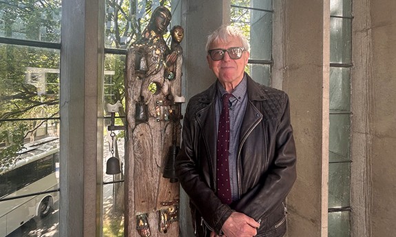 Image for Global sculptor returns home as Coventry University brings exhibition to Coventry Cathedral for the first time